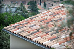 Travaux de peinture sur tuile à Hérault